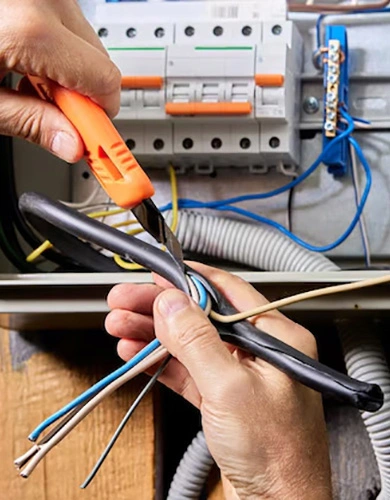 Cable insulation testing and diagnostic services in Dubai for safe performance